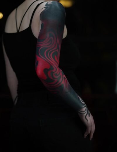 Blackout sleeve with colour by Dedale