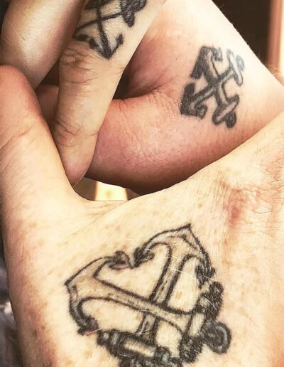 Crossed anchors tattoo - a sign of a Boatswain’s Mate, the Sailors who maintain the deck, via America's Navy