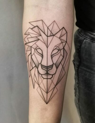 Geometric lion tattoo by Irene Illusia @irene_illusia