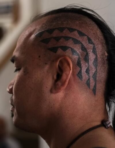 Hawaiian kakau (head) by Sulu'ape Mālama o Mataitoa Keone Nunes @suluape_keone