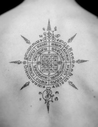 Na Paed Tidt (Eight Directions) Sak Yant tattoo via All Day Yattoo BKK @alldaytattoobkk