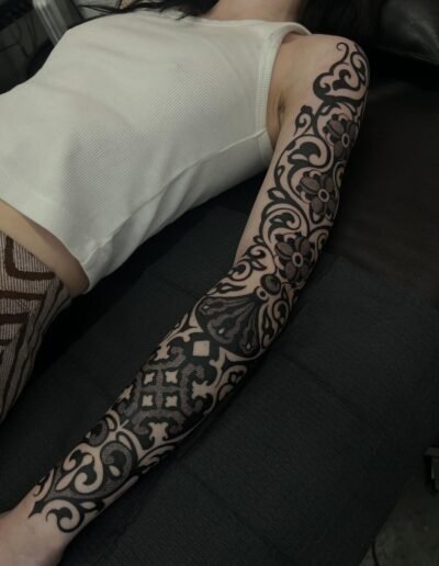 Ornamental sleeve by Ulises Gonzalez @ulises_indio