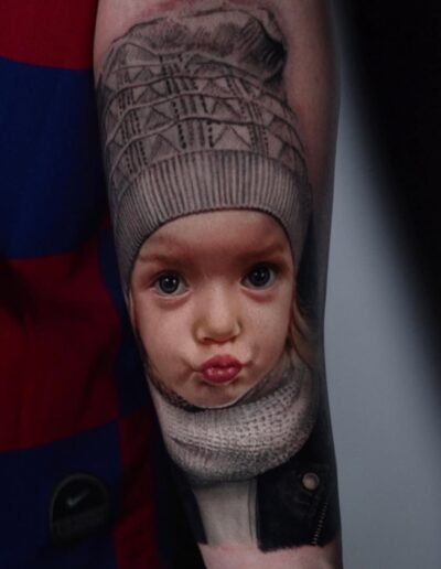 Realistic portrait by Karol Rybakowski @karolrybakowski