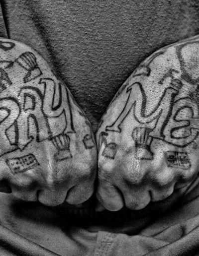 The hands and tats of a prisoner in the San Francisco County Jail (2009) photographed by Robert Gumpert (robertgumpert.com)