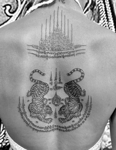 Traditional Sak Yant Gao Yord (Nine Spires) and Twin Tigers (Suea Koo), Tattoo OD Studio @odstudiotattoo